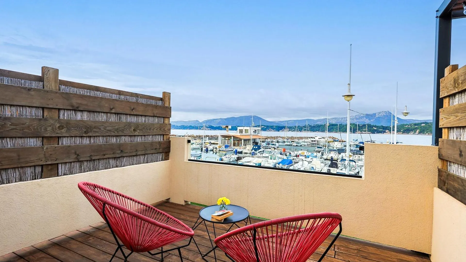Chambre D'Hote Luxe Vue Mer Miami Le Pradet Bed & Breakfast